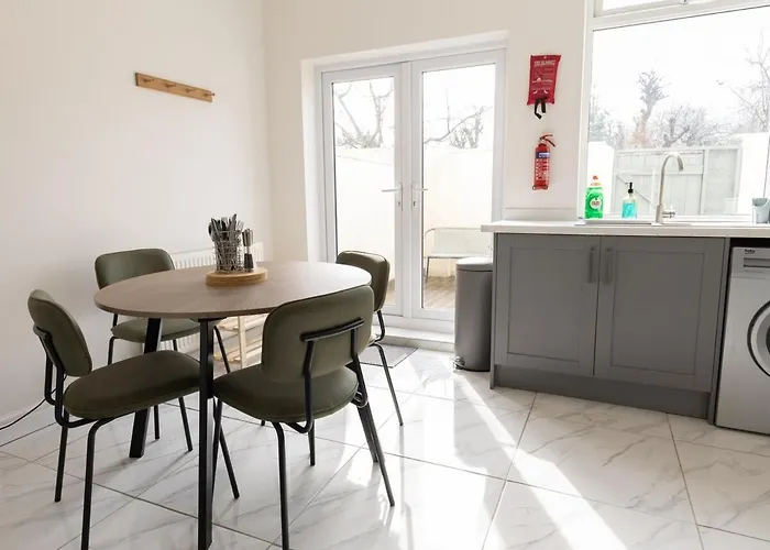 아파트 The Ayton Hideaway *