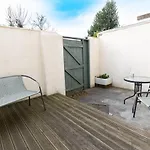 The Ayton Hideaway Apartment