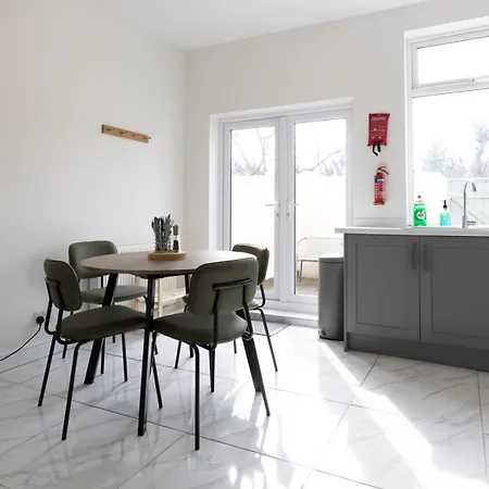 The Ayton Hideaway
